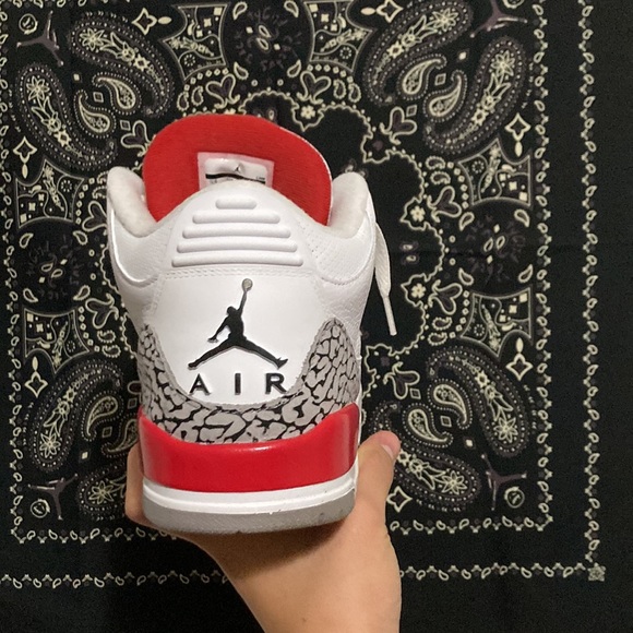 Jordan 3 - Picture 3 of 5